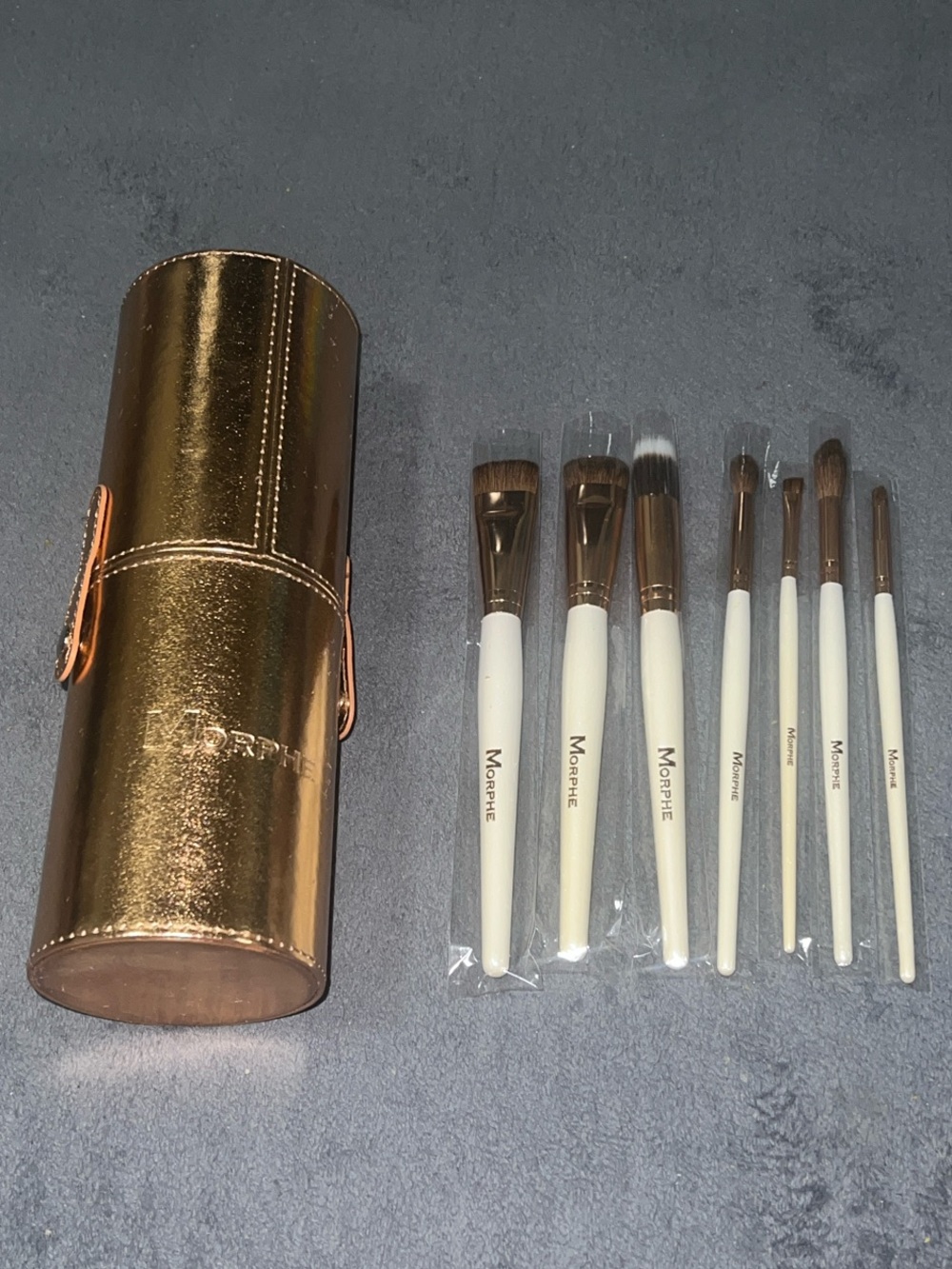 Morphe Rose Gold / Gold Brush Case with 7 pcs White Handle Brush Set